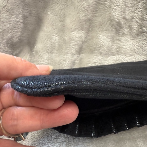 Steve Madden Black Ruffle Wristlet Clutch - Picture 8 of 9